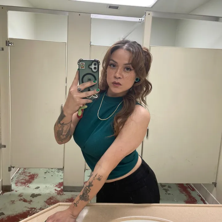 @nessyraeee