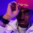 @ithinkshethaone