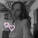 @queenhails_