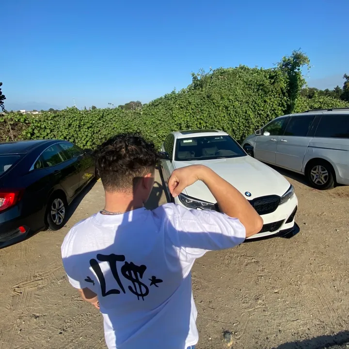 lit_two_six
