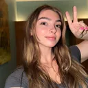 @carleycakeee