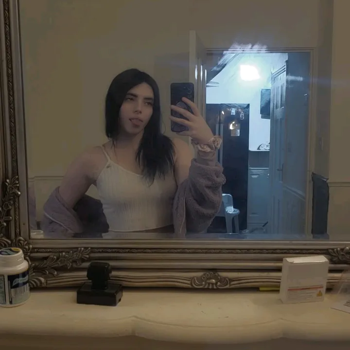 @lucy01713