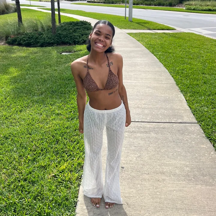 @tiana222444