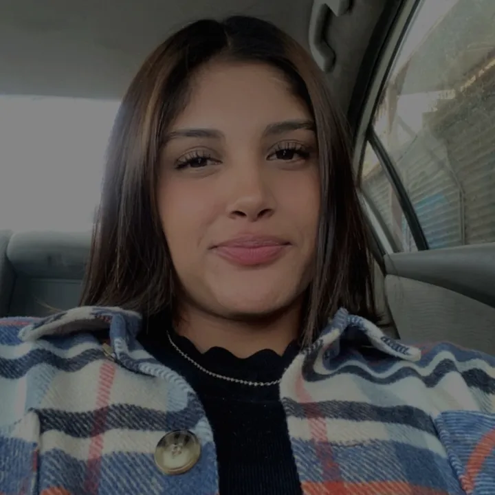 @dayanamijares333