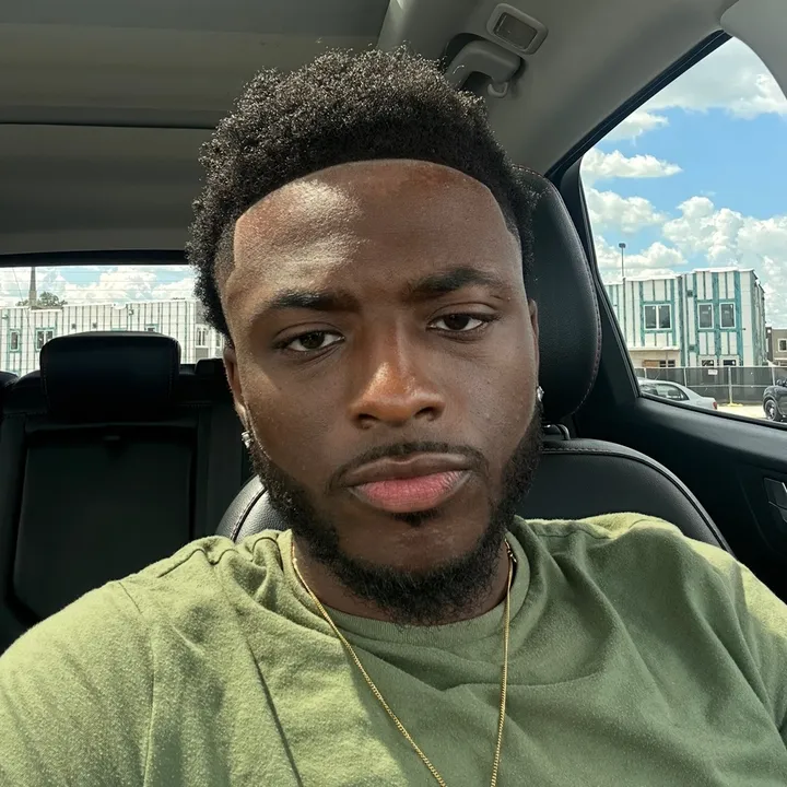 @varquischarles
