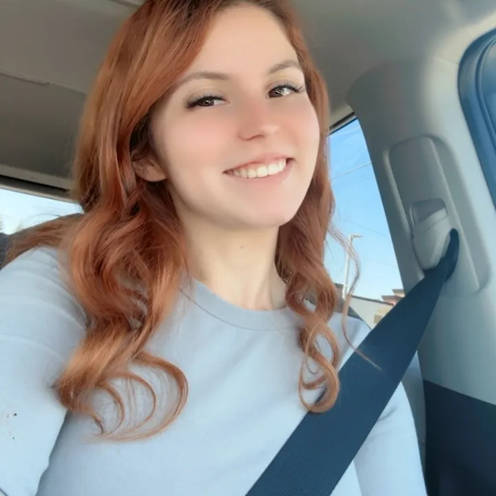 @nina_capel