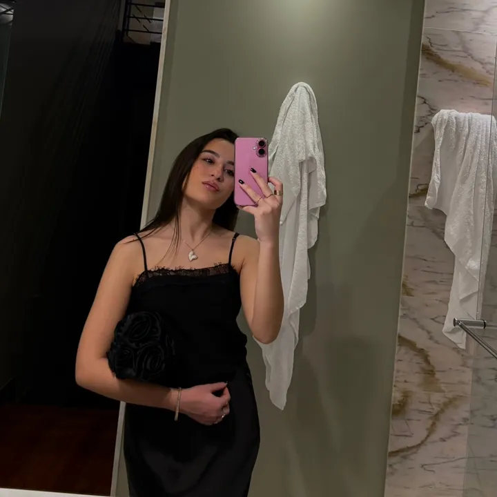 @silviamonteleonee