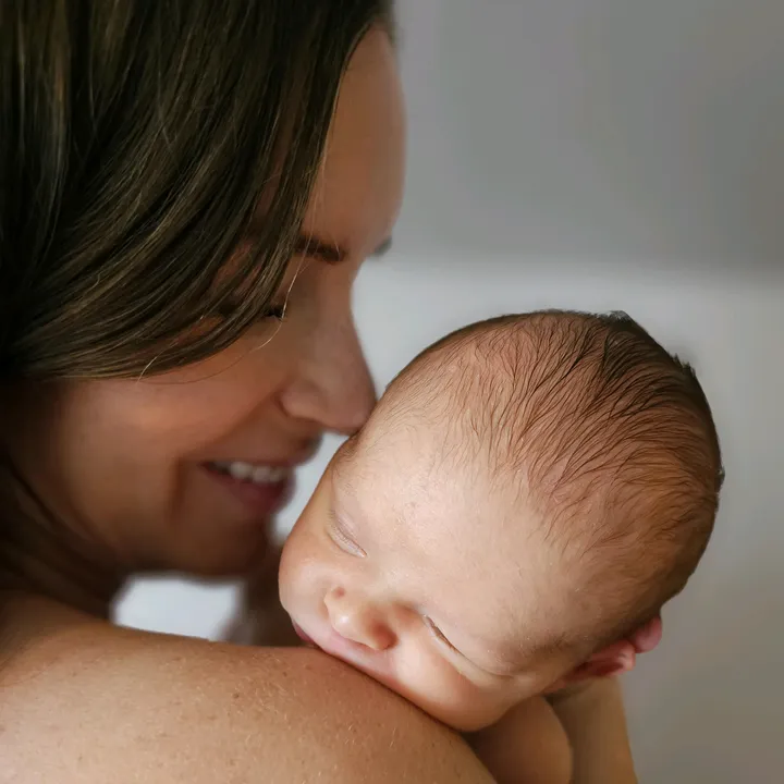 @motherknowswest