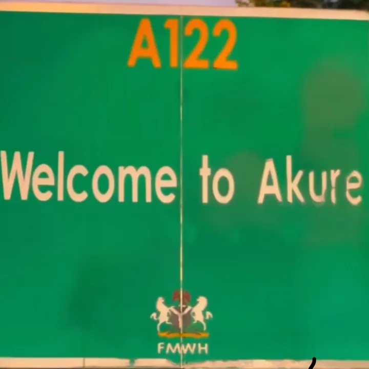 @wakaakure