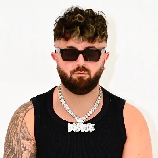 dj.leslie