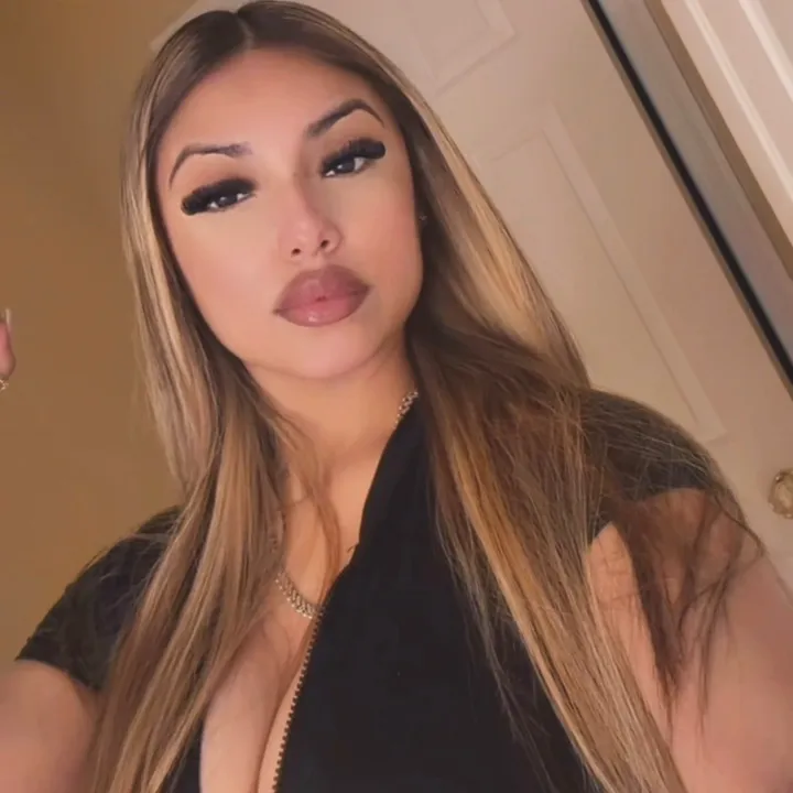 emilyyycx1