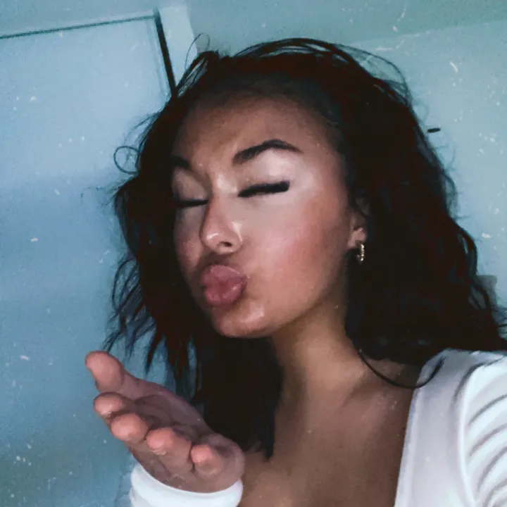 @nefertitibty