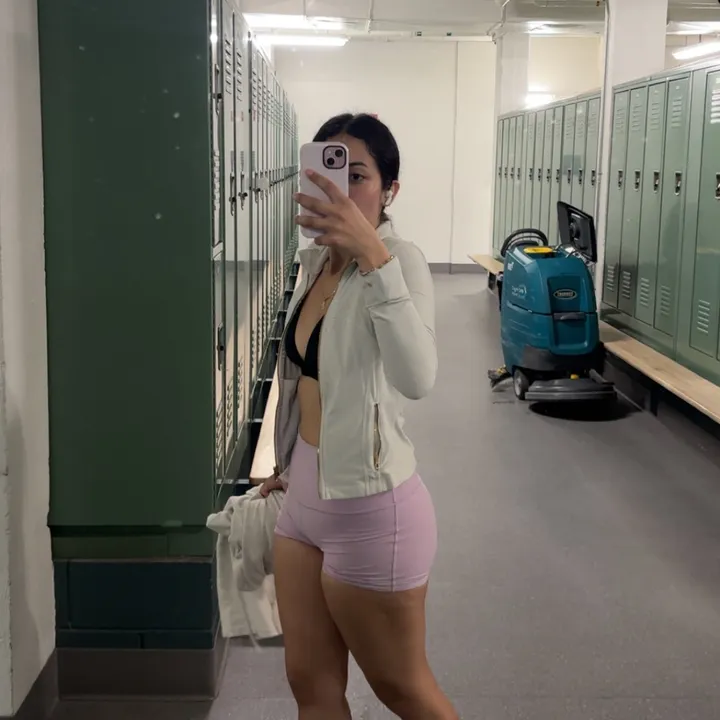 @defnotahichavi