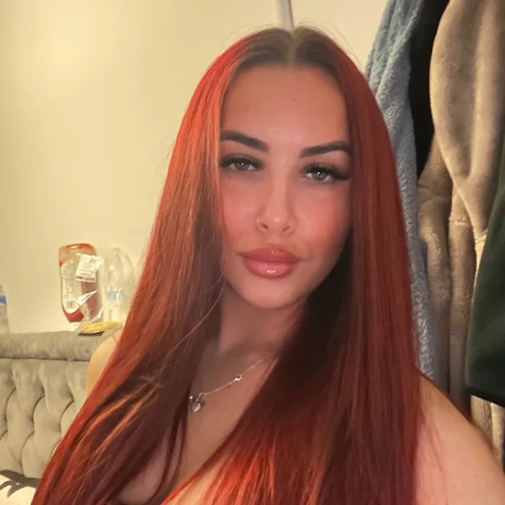 @ellie.hinds
