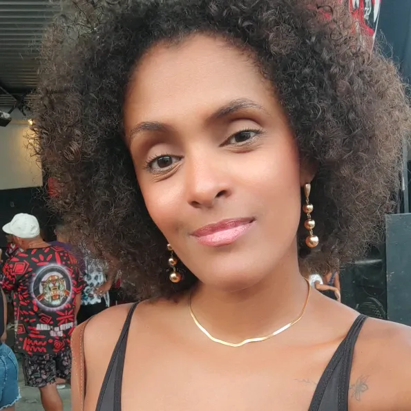 siara_mendonca
