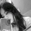 girl_sunflowers