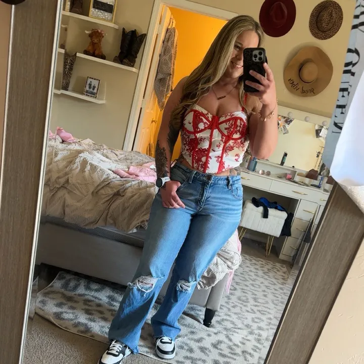 nickyvan4