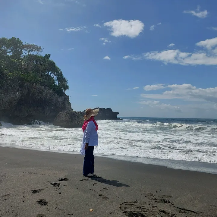 lia_mamarioradit