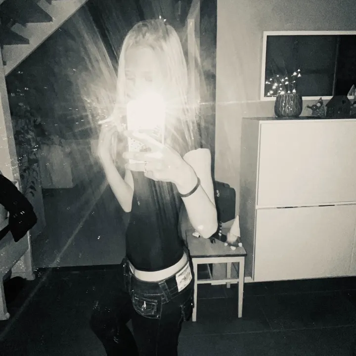 mollyadelia