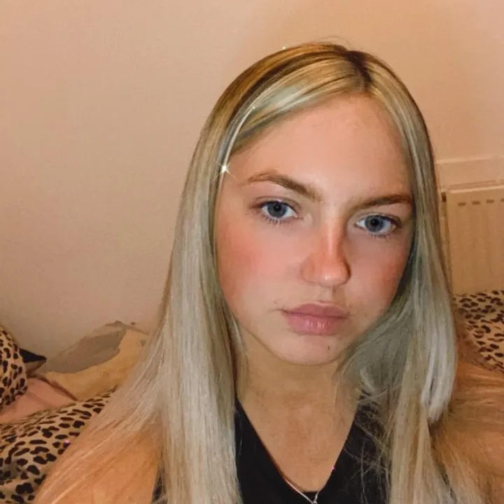 @caitlynn2001