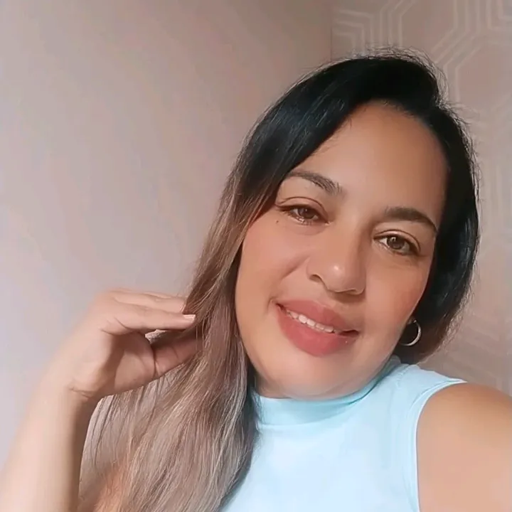 @delinailsdesigne