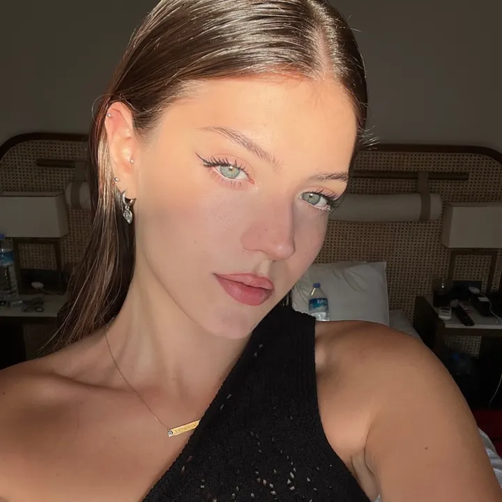 @cerensavass