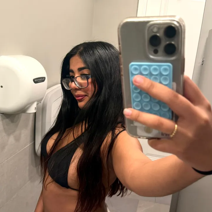yralinlopez