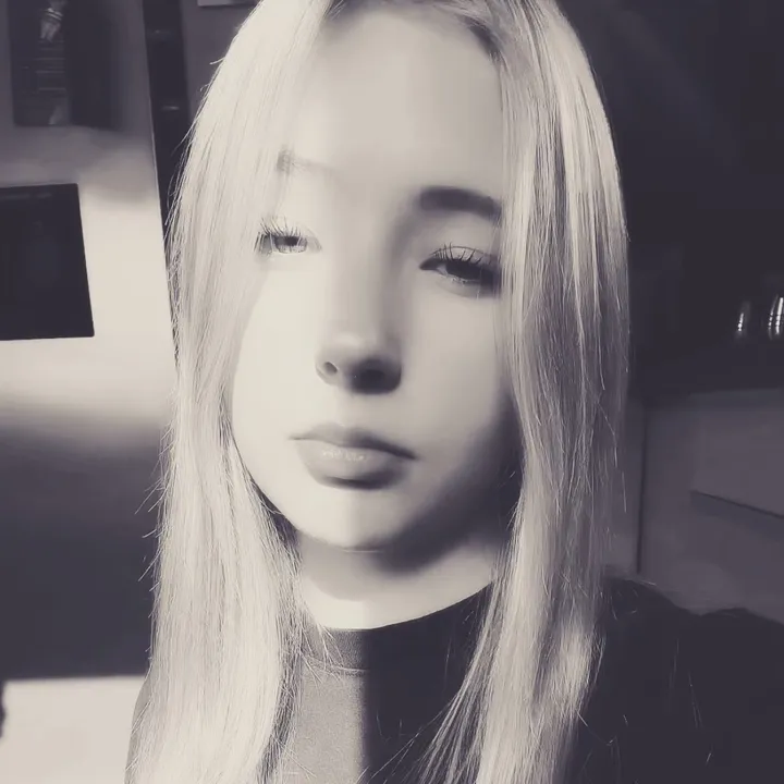@izemelie