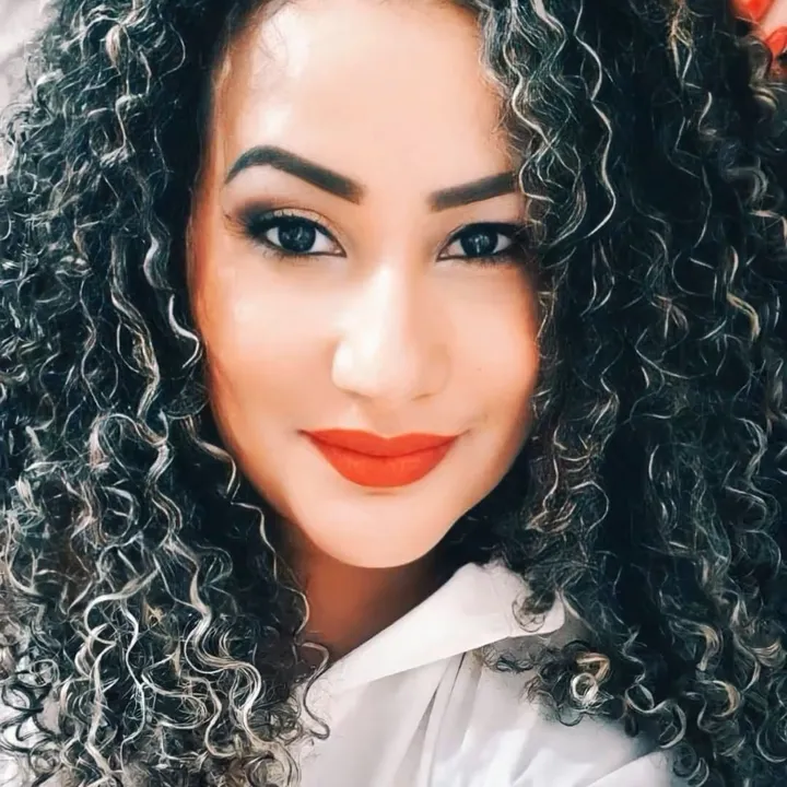 dani.ella0521