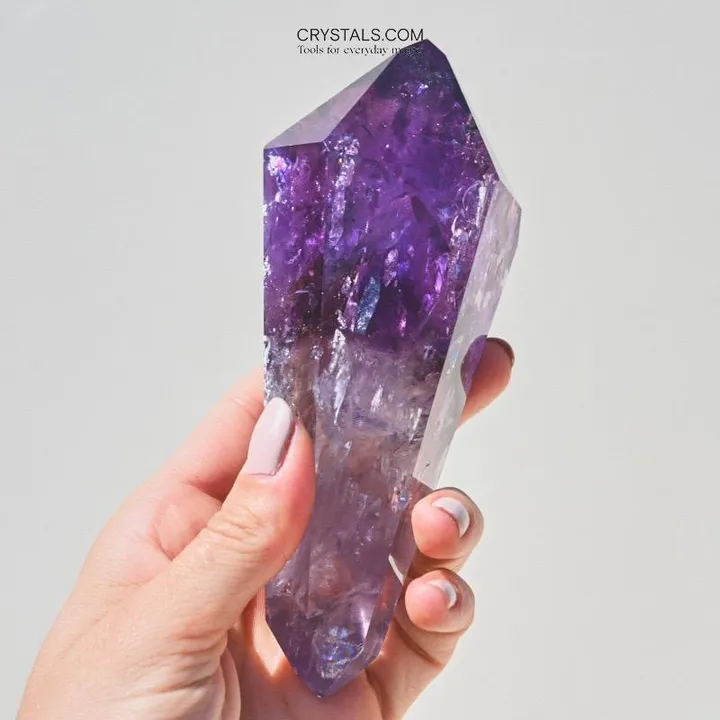 @crystals.com