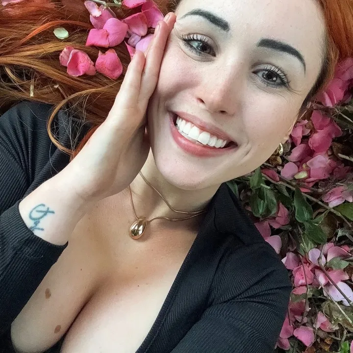 @yaizadecarola
