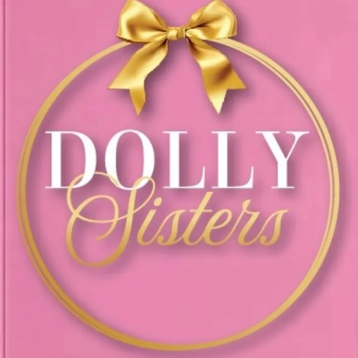 @lia.dollysisters