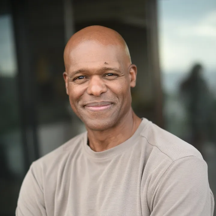 del.lewis.jr