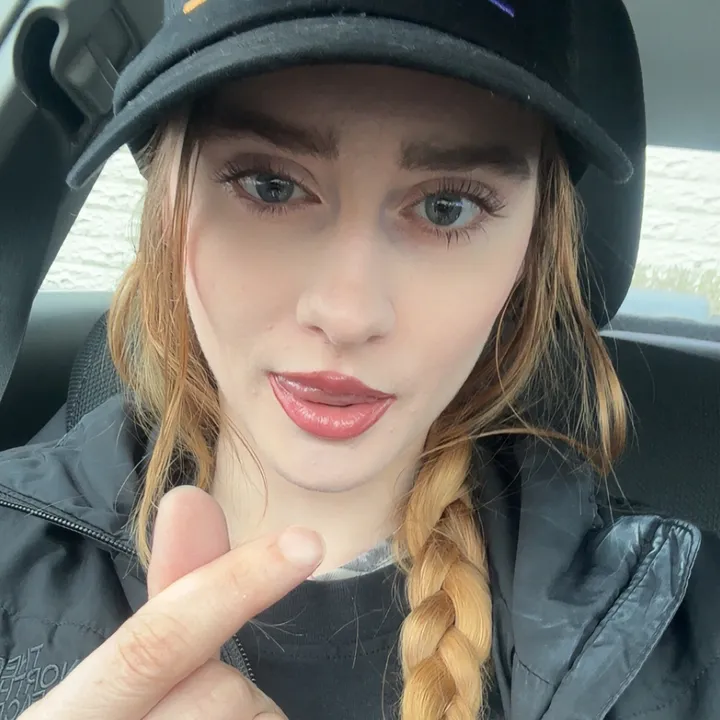 @hllokttyxoxo