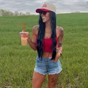 @macynicolecromer