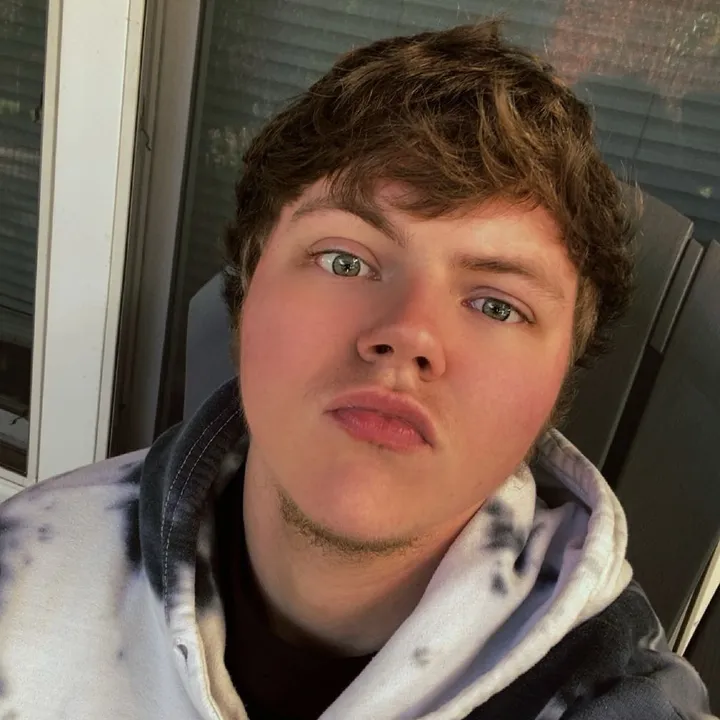 albert.baylen99