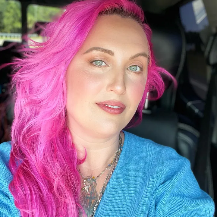 nicoleover40unfiltered