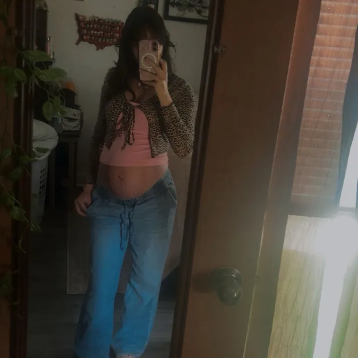 @layla.com999