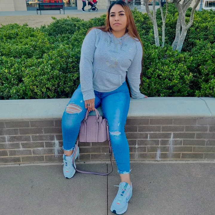 @evelynggalarza