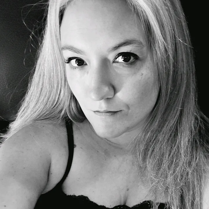 tracymacneil