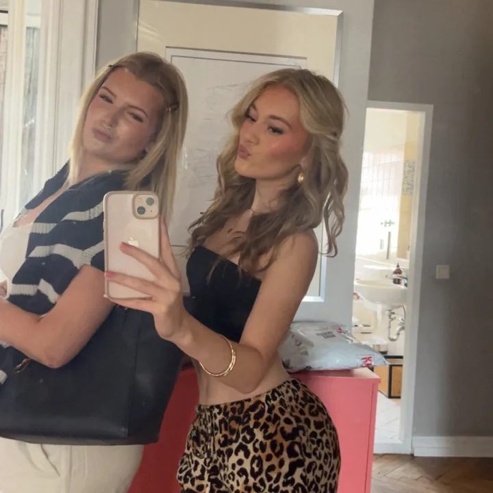@your_favblondes
