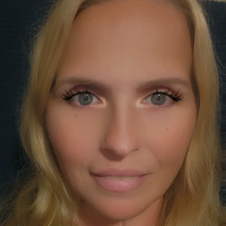 shellyburr1973