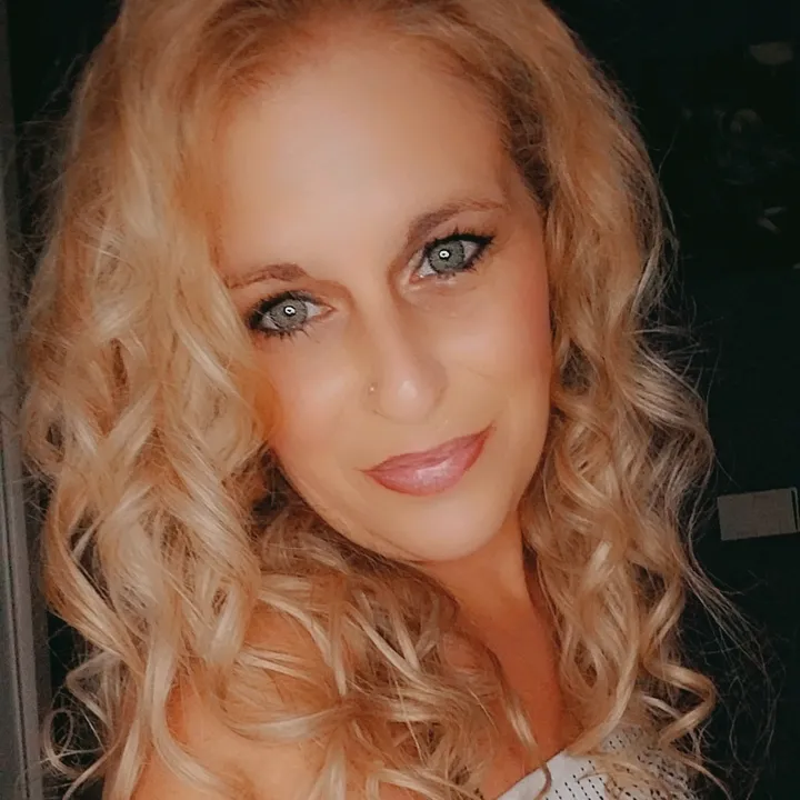 lablonde2311