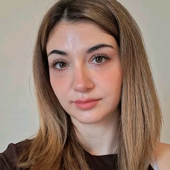 @xristinaki_____