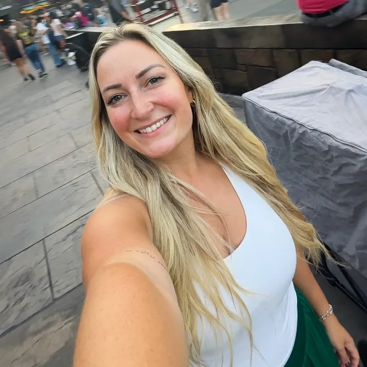 @themeparkmomera