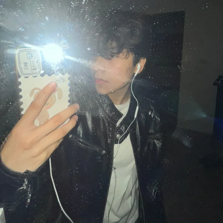 @luheejj