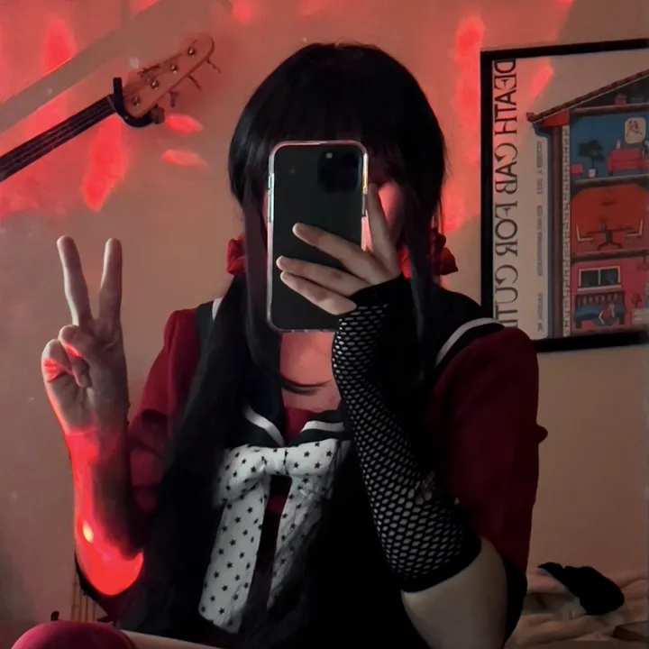 @antsy.cos