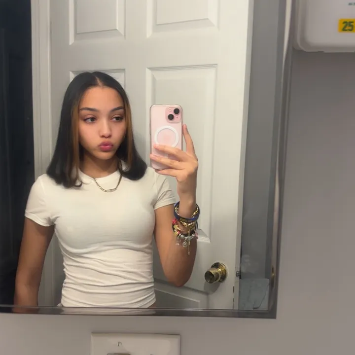 @theyyluvvbibi