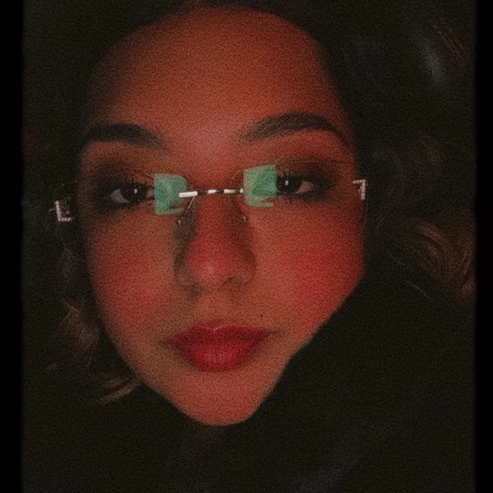 angelav2121