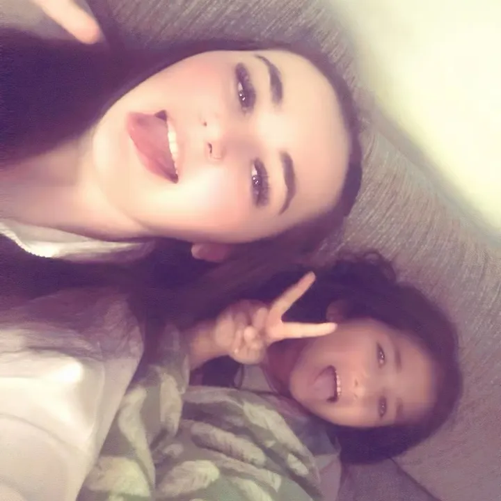 @chloeb204x